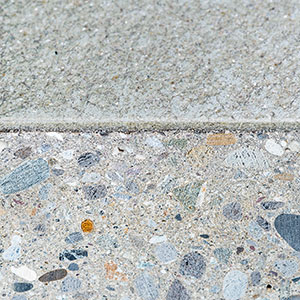 Baustoffmuster Beton, Polyurethan/Epoxidharz mit Isopowder® veredelt